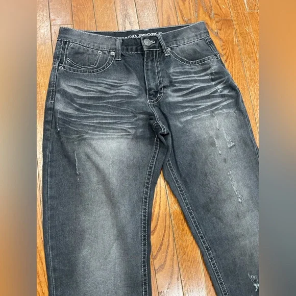 Classic Black Straight Leg Jeans for Women - Picture 15 of 16